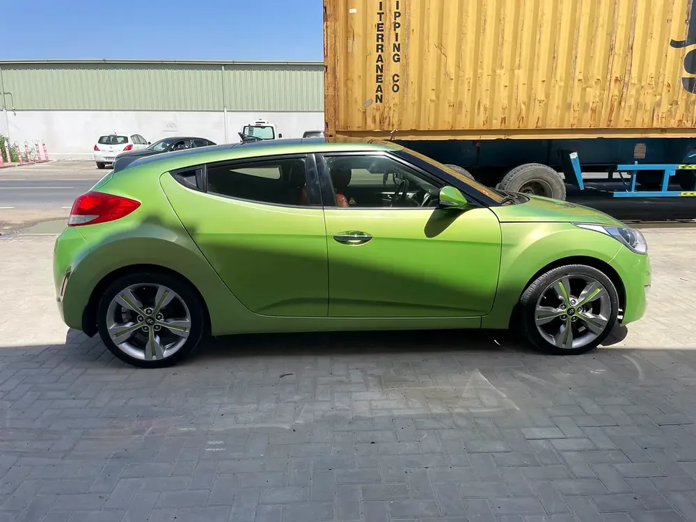 Hyundai Veloster GLS 2015 - GCC Specs - Excellent Condition! - Image 8