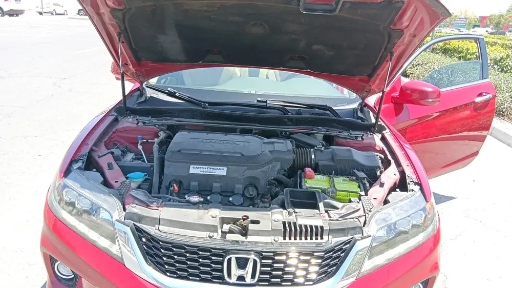 Honda Accord 3.5 2015 V6 EX | GCC Specs | Low Mileage Lady Driven - Image 15