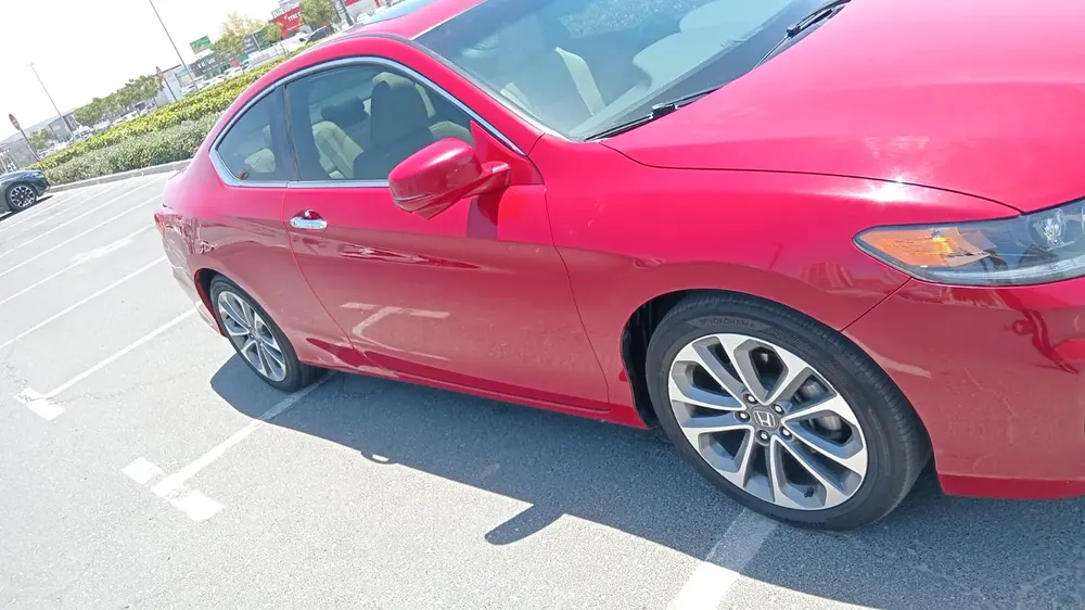 Honda Accord 3.5 2015 V6 EX | GCC Specs | Low Mileage Lady Driven - Image 5