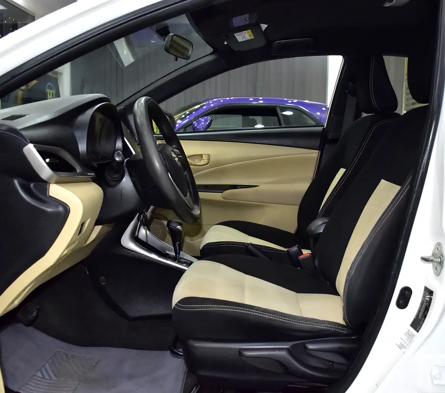 EXCELLENT DEAL for our Toyota Yaris SE ( 2018 Model ) in White Color GCC Specs - Image 10
