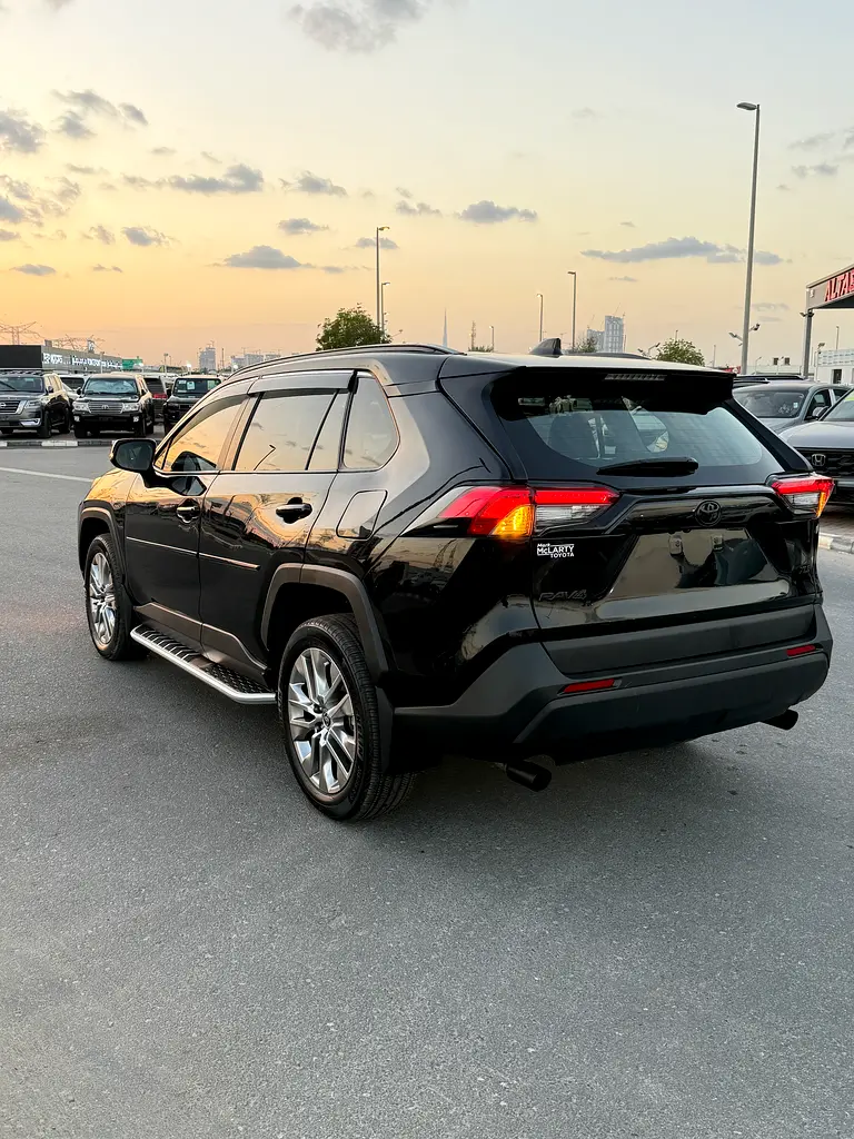 RAV4 XLE premium - Image 10
