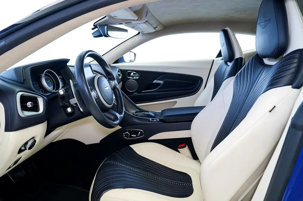 DB11 V12 | TWO TONE INTERIOR | WARRANTY AVAILABLE - Image 11