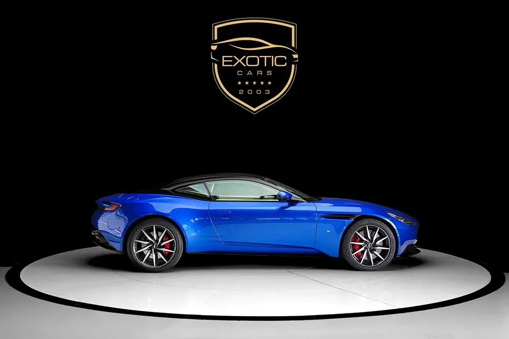 DB11 V12 | TWO TONE INTERIOR | WARRANTY AVAILABLE - Image 4