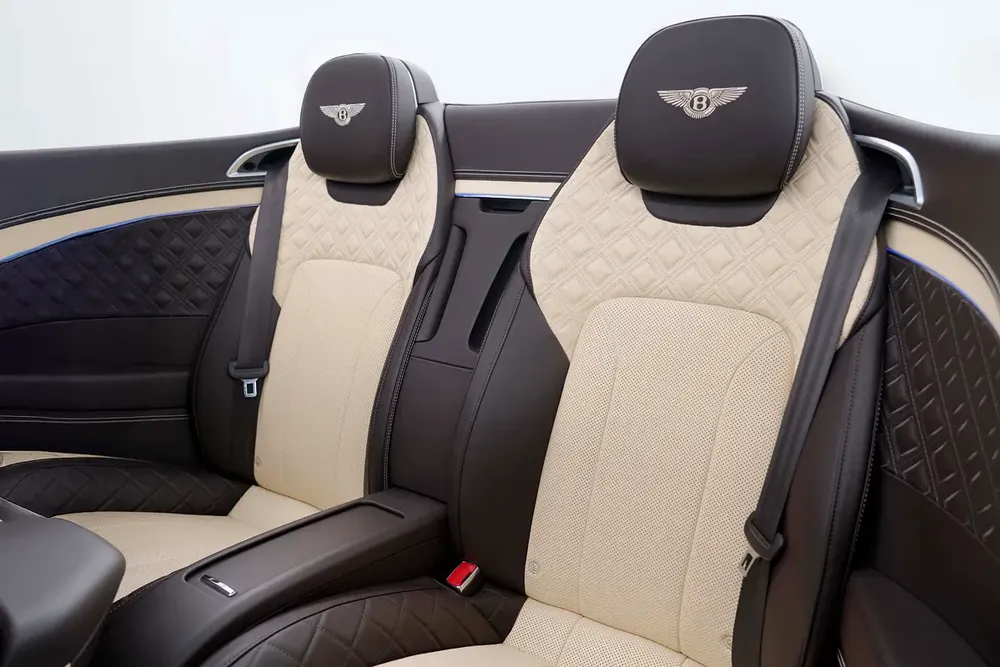 2020 BENTLEY CONTINENTAL GTC / SOFT TOP CONVERTIBLE /  LOW MILEAGE / W12 - Image 13