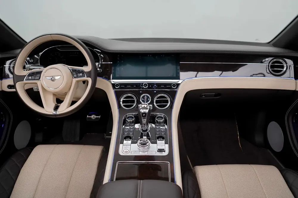 2020 BENTLEY CONTINENTAL GTC / SOFT TOP CONVERTIBLE /  LOW MILEAGE / W12 - Image 8