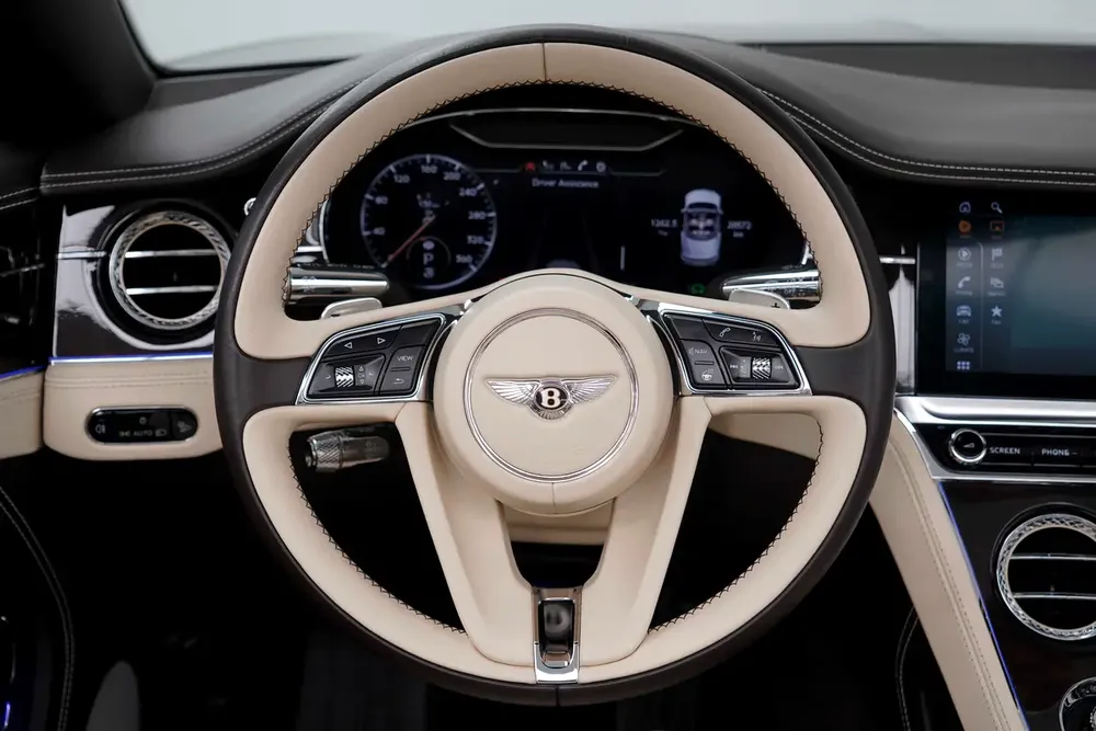 2020 BENTLEY CONTINENTAL GTC / SOFT TOP CONVERTIBLE /  LOW MILEAGE / W12 - Image 9