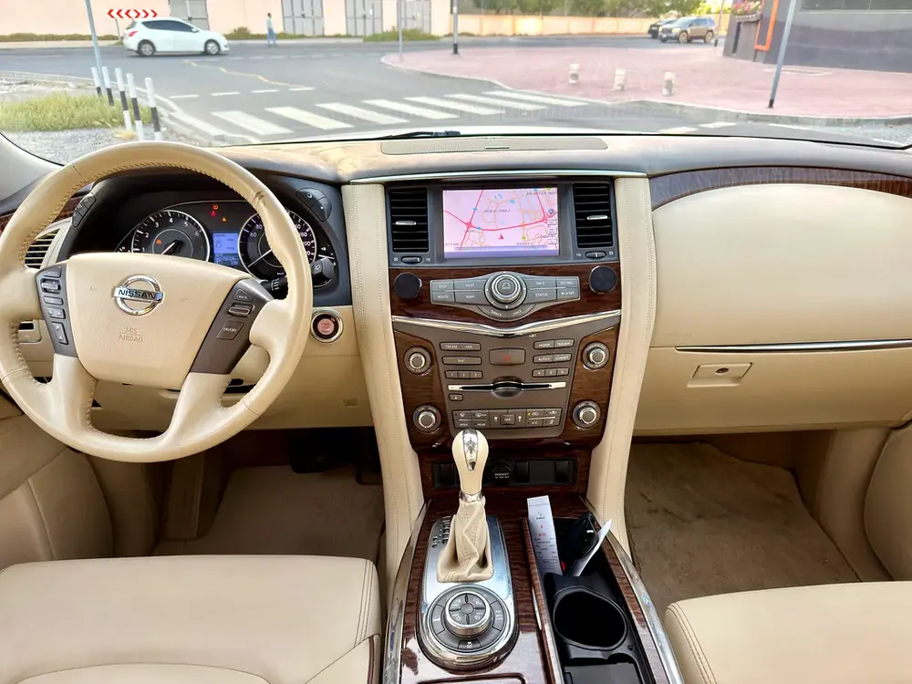 Nissan Patrol LE 400 hp Titanium 2017 GCC Specs, full option - Image 15