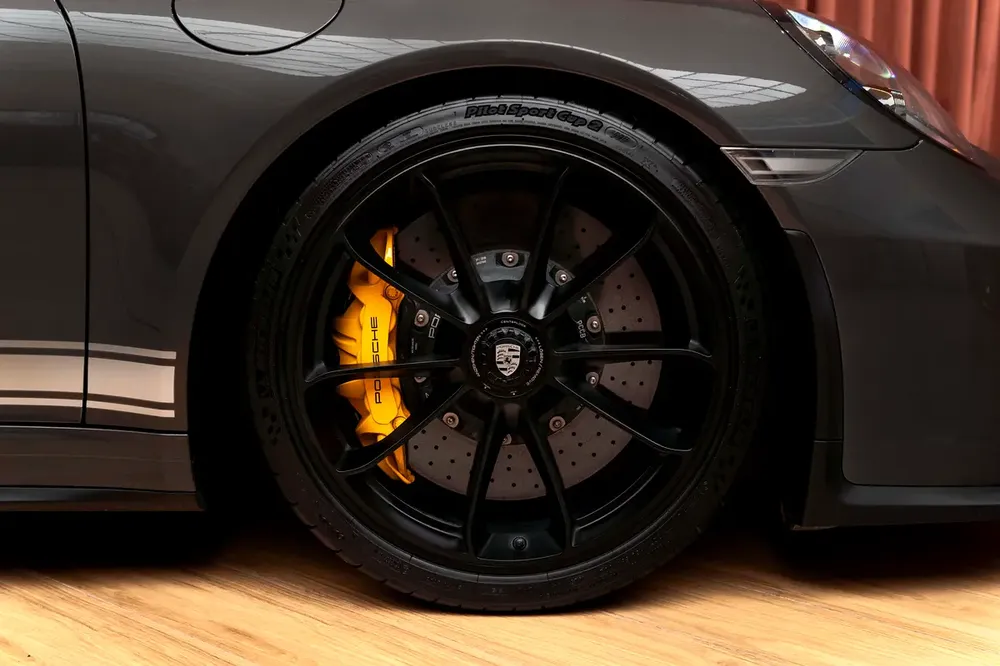 2018 Porsche 911 GT3 TOURING (991.2) | 1 OF 1,800 | GCC Specs | Pristine Condition - Image 6