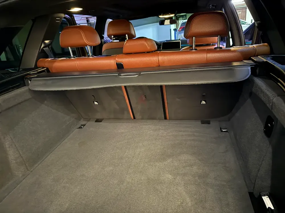BMW X5 xDrive35i M Sport | Panorama | HUD | Brown Interior | GCC Specs - Image 12