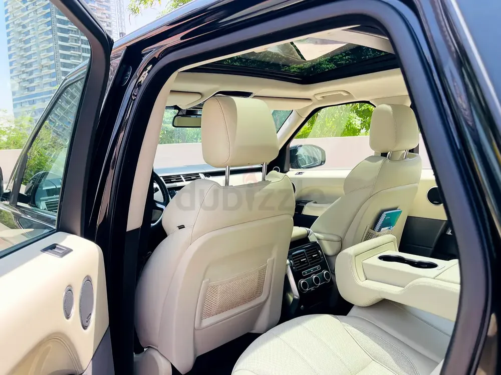 Amazing Range Rover Sport - GCC - 2016 - Image 9