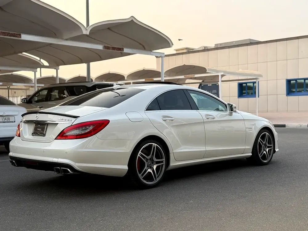 MERCEDES CLS 63 AMG - 2012 - 90,000 kms - JAPANESE SPEC - Image 4