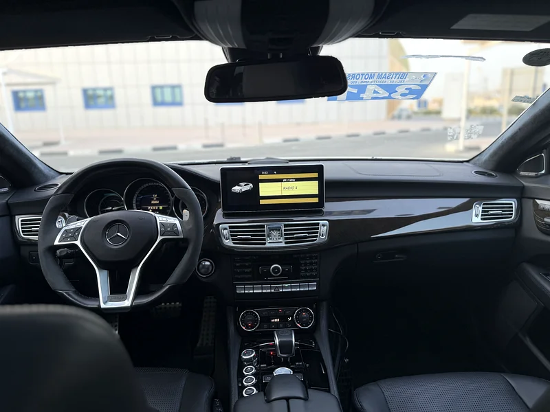 MERCEDES CLS 63 AMG - 2012 - 90,000 kms - JAPANESE SPEC - Image 7