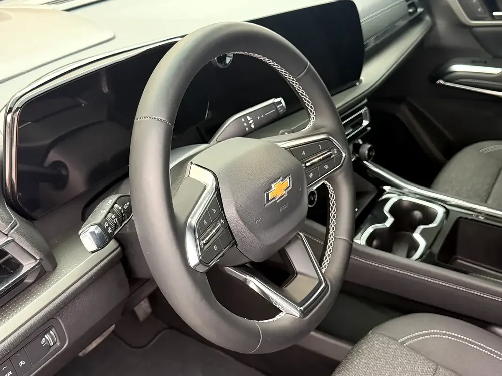 2025 Chevrolet Traverse LT - GCC Specs - Brand New! - Image 11
