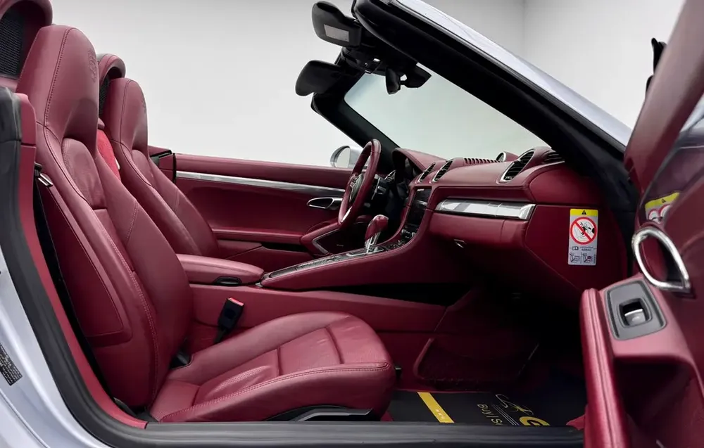 2017 Porsche Boxster S, Service History, Excellent Condition, GCC - Image 13