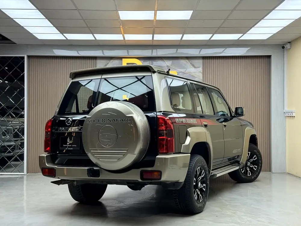 Nissan Patrol Safari Super Safari 2023 GCC Specs - Image 6