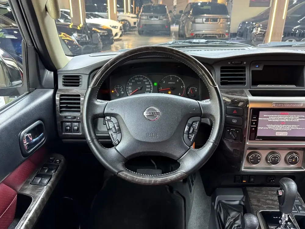 Nissan Patrol Safari Super Safari 2023 GCC Specs - Image 8