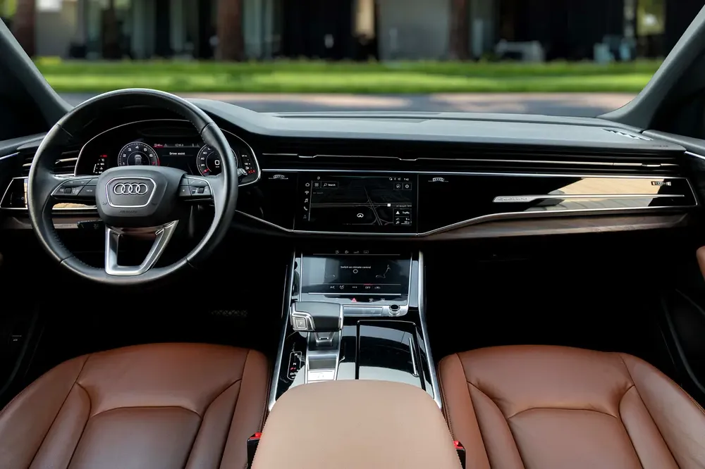 3,623 P.M |  Q8 55TFSI S-LINE | 0% Downpayment | LOW KMS! - Image 8