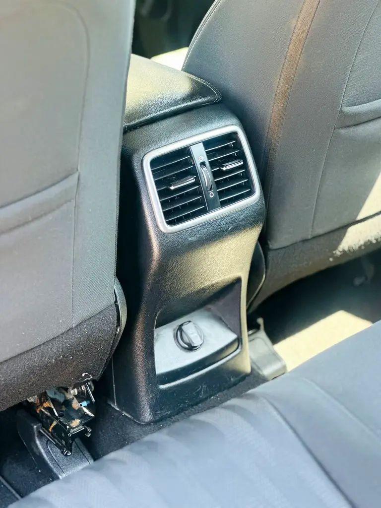 Kia Sportage 2020 Mid option GCC - Image 13
