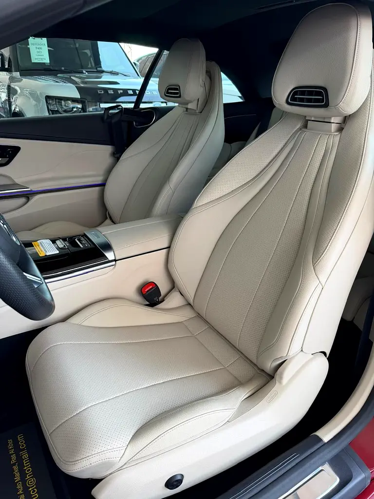 2025 Mercedes-Benz CLE 300 4MATIC Luxury Coupe - Image 7