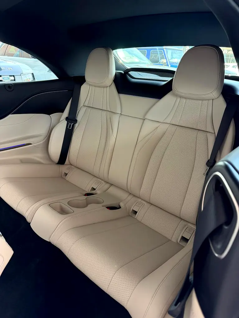 2025 Mercedes-Benz CLE 300 4MATIC Luxury Coupe - Image 8