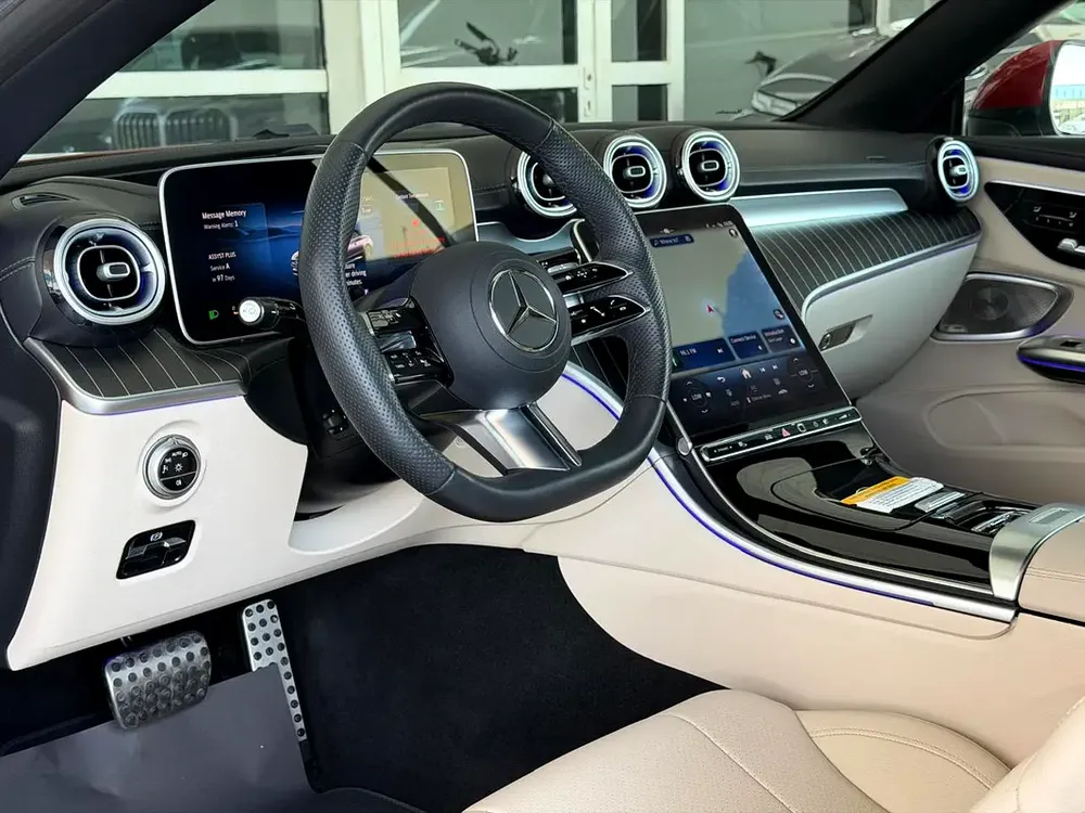 2025 Mercedes-Benz CLE 300 4MATIC Luxury Coupe - Image 9