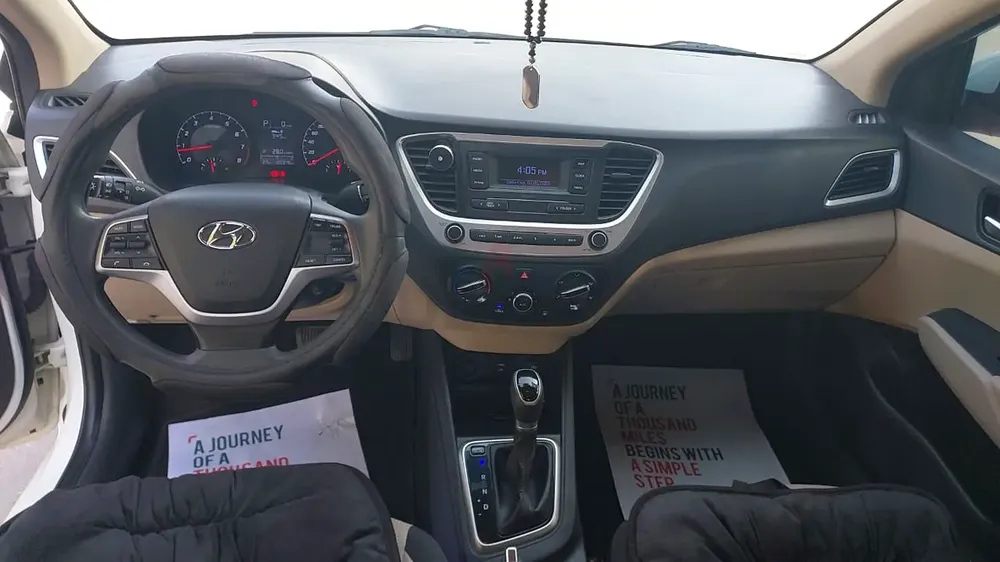 Hyundai Accent 2021 (40K Price Negotiable) - Image 5
