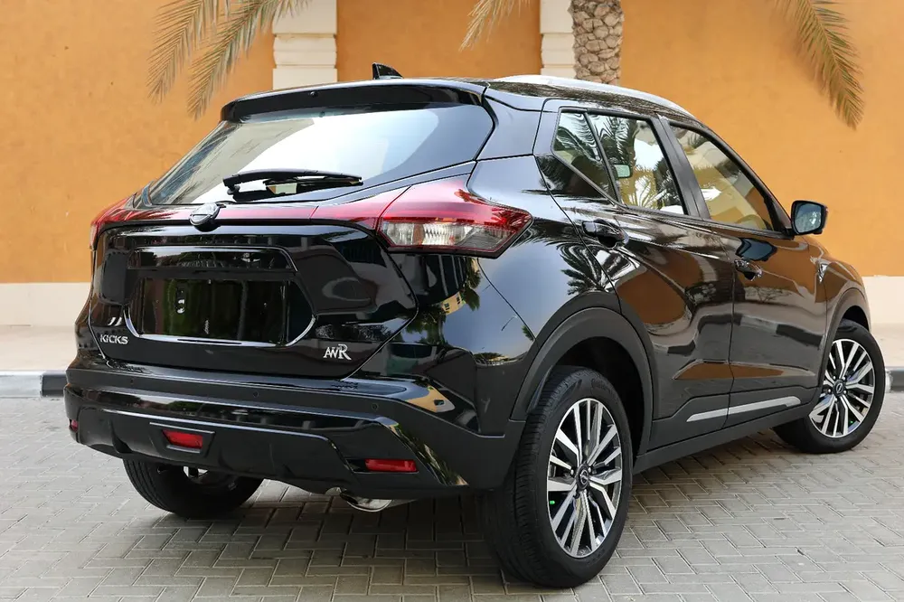 NISSAN KICKS SL 1.6L - GCC SPECS - 5 YEARS UNDER WARRANTY - FREE SERVICE CONTRACT - ACCIDENT FREE - - Image 6
