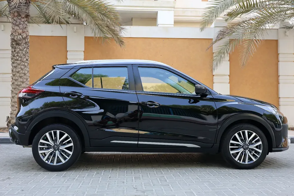 NISSAN KICKS SL 1.6L - GCC SPECS - 5 YEARS UNDER WARRANTY - FREE SERVICE CONTRACT - ACCIDENT FREE - - Image 9