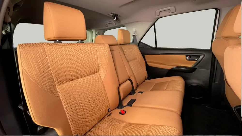 AED 1,418/month | 0 Downpayment | Free 3 Months Warranty | 30 Day Return | TOYOTA FORTUNER 2023 - Image 10