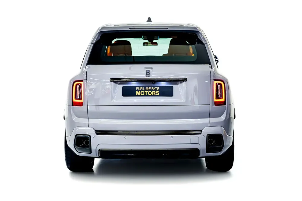 2025 Rolls Royce Cullinan Black Badge - GCC Spec - Warranty Available - Image 6