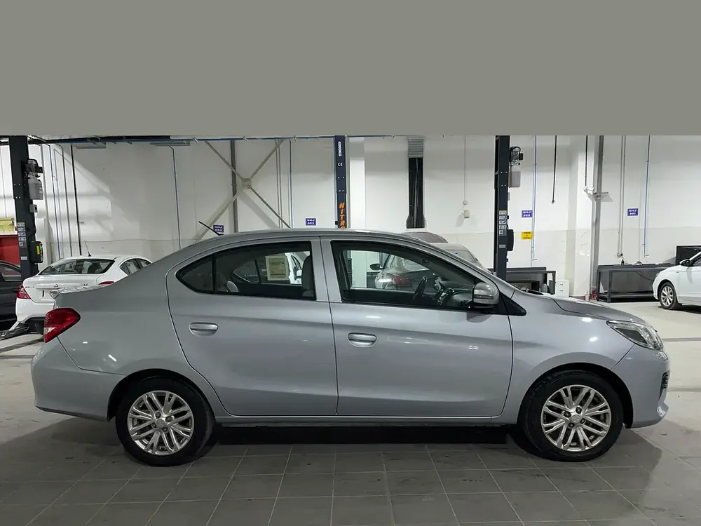 Mitsubishi AtAED 350/m | 0 DP | Free 3 Months Wtrage GLX Top Line 2022 GCC Specs - Perfect City Car! - Image 5