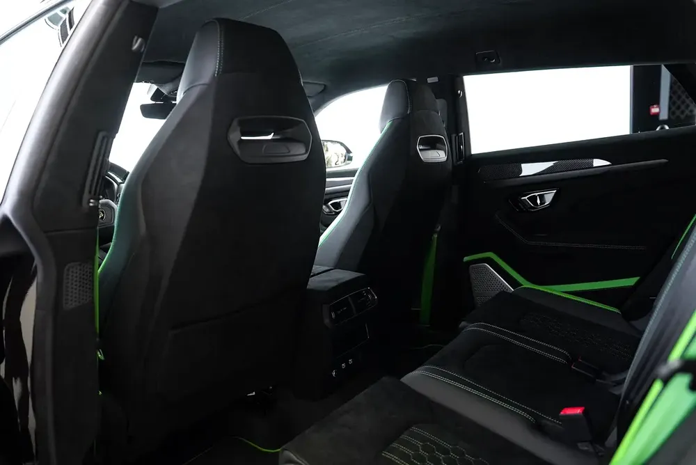 URUS PERFORMANTE - ALCANTARA SEATS - CARBON INTERIOR AND EXTERIOR - TWO TONE INTERIOR - MASSAGE SEAT - Image 9