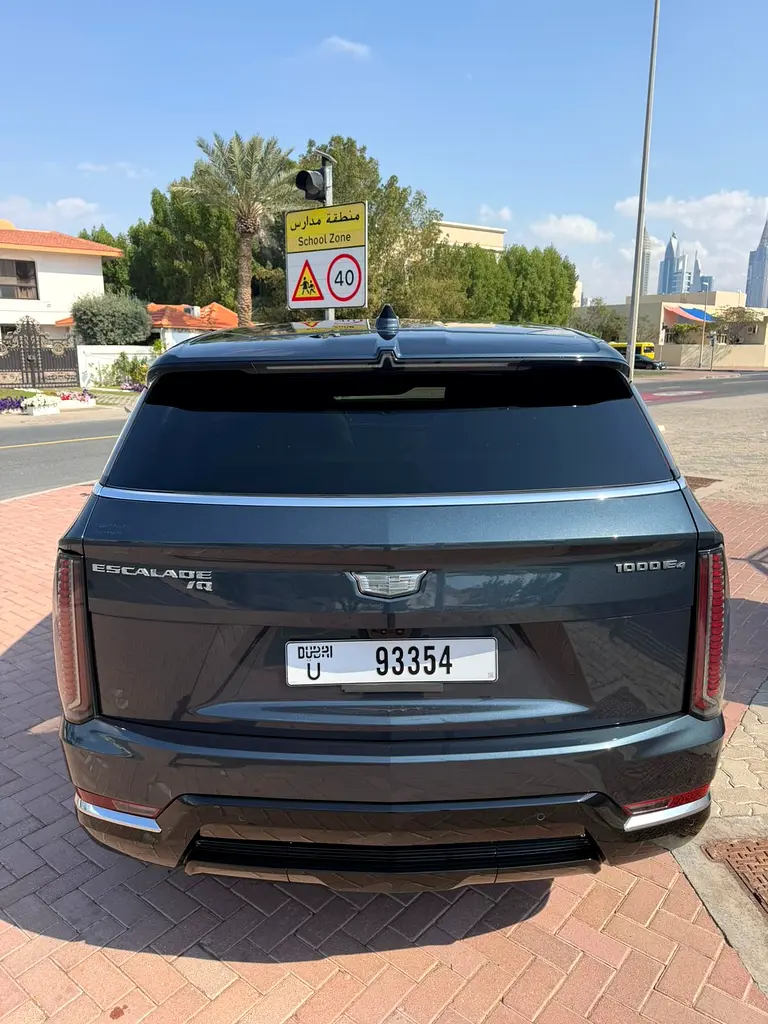 2026 Cadillac Escalade Premium Luxury Platinum - American Specs - Image 4