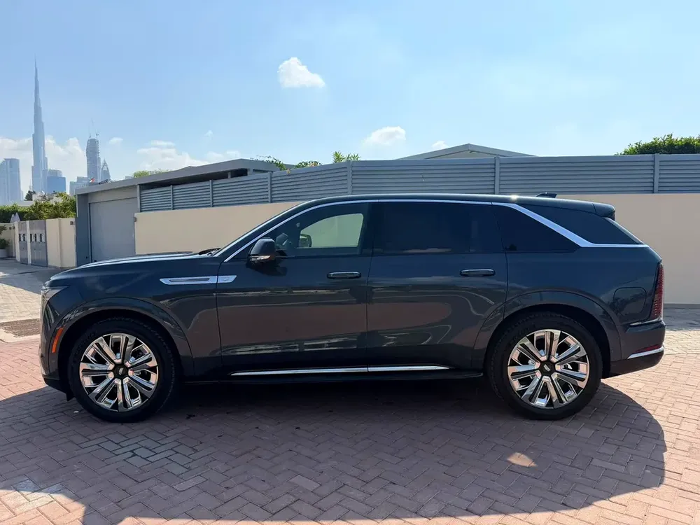 2026 Cadillac Escalade Premium Luxury Platinum - American Specs - Image 6