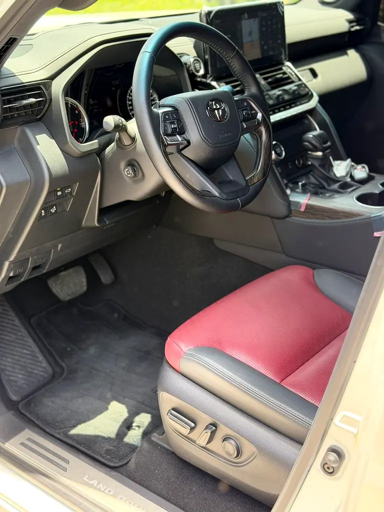 Toyota Land Cruiser 2024 VXR GCC Specs - Brand New Condition - Image 10