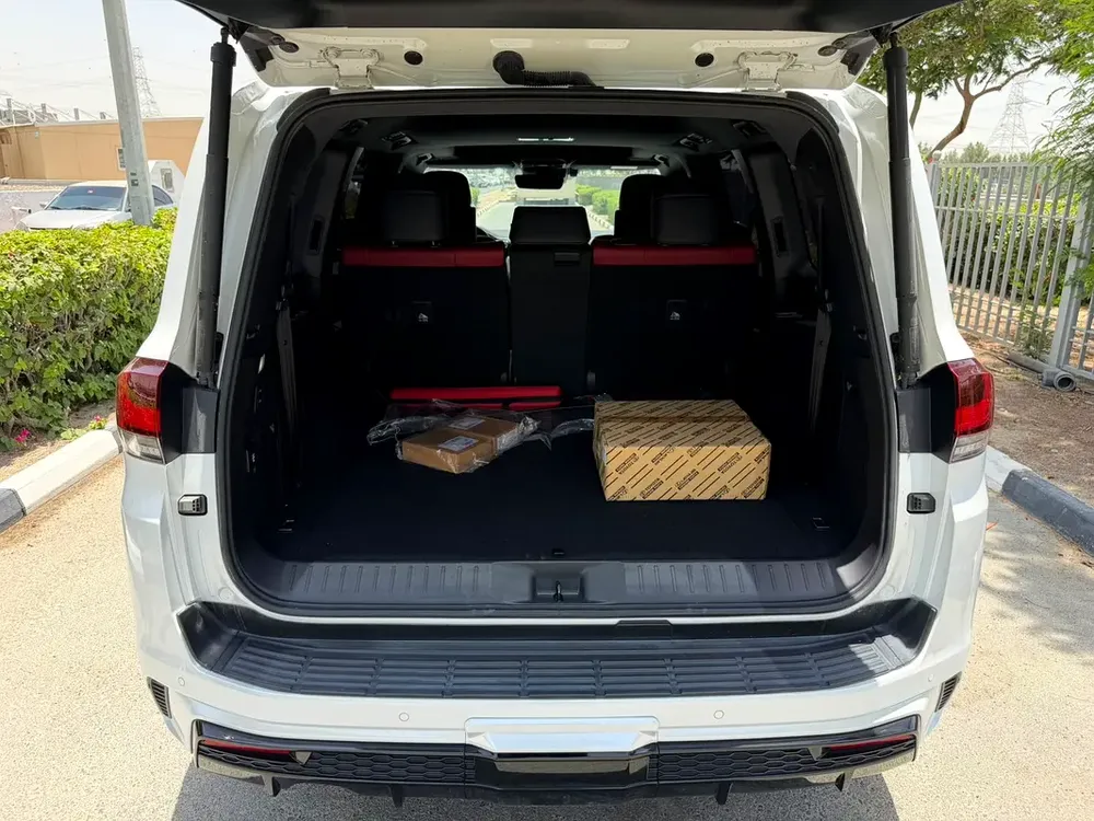 Toyota Land Cruiser 2024 VXR GCC Specs - Brand New Condition - Image 4