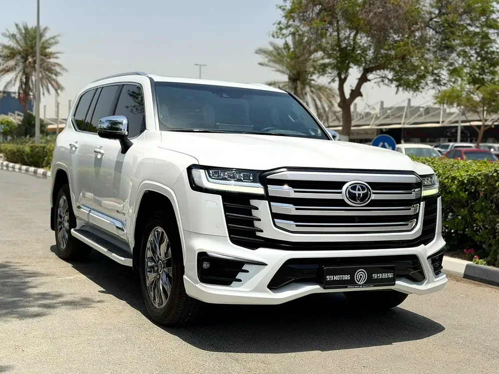 Toyota Land Cruiser 2024 VXR GCC Specs - Brand New Condition - Image 6