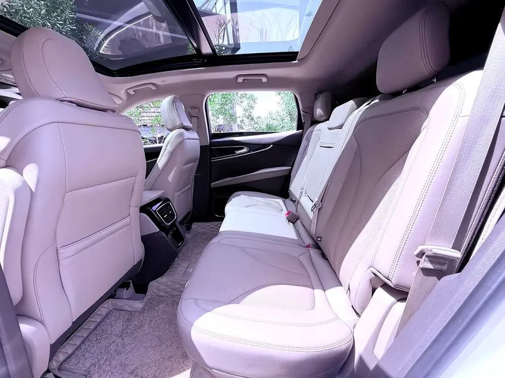 لينكولن 2023  فل اوبشن 2023 Lincoln Nautilus Reserve - American Specs - Image 12