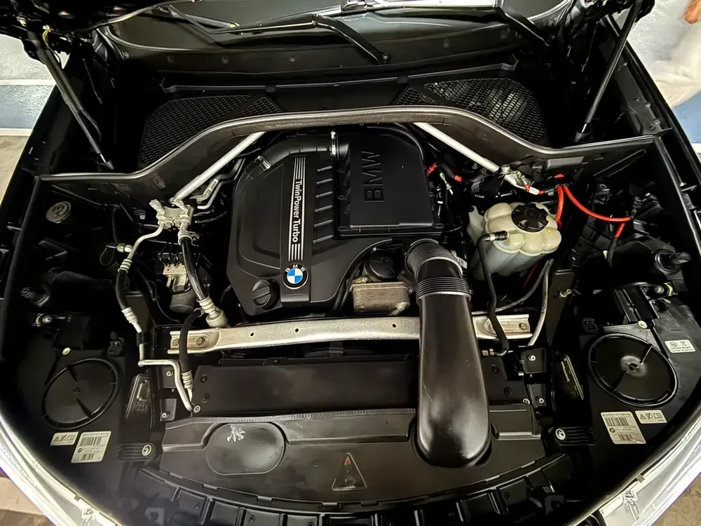 “BLACK BEAUTY” BMW X5 xDrive35i Exclusive 2018 - American Specs - Image 14