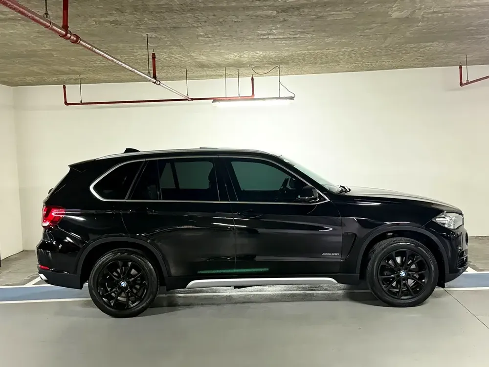 “BLACK BEAUTY” BMW X5 xDrive35i Exclusive 2018 - American Specs - Image 5