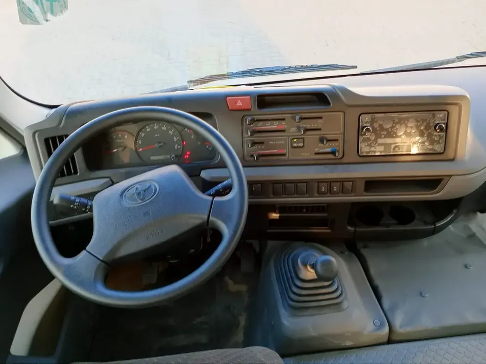 Toyota Coaster Basic  4.2LDeisel M/T White Color 2026 Model - Image 9