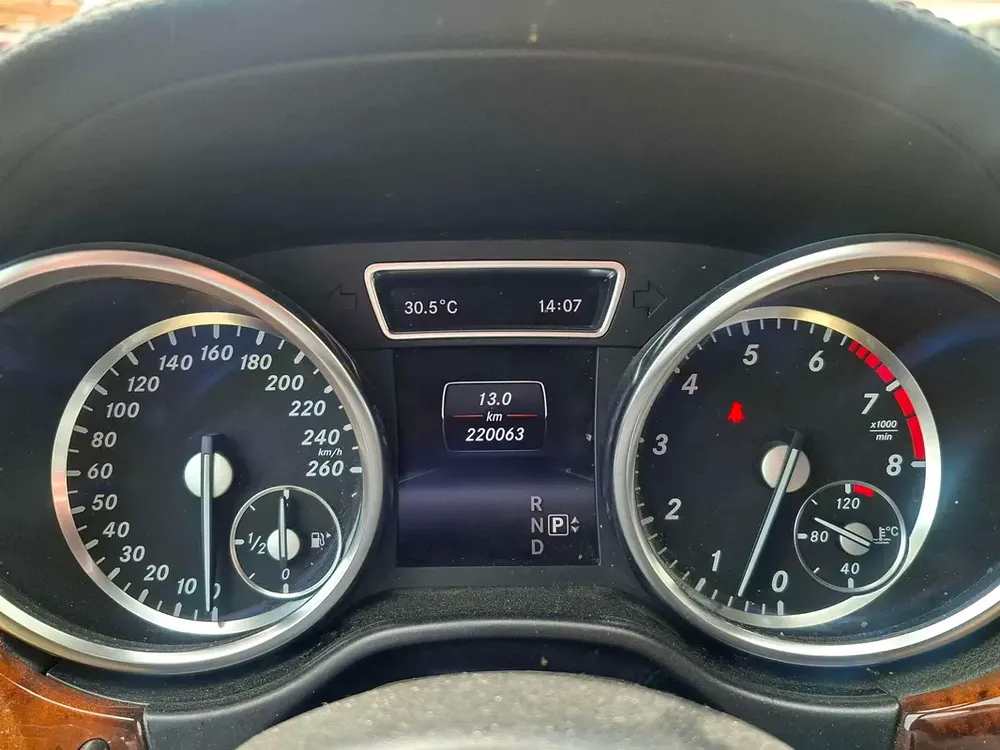 AED 2872/month | 2015 Mercedes-Benz GL-Class GL 500 4matic | GCC Specs | Ref#450604 - Image 15