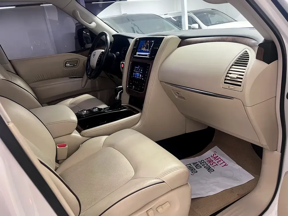 Nissan Patrol LE Titanium V8 2021 - GCC Specs - Full Original Paint - Image 10