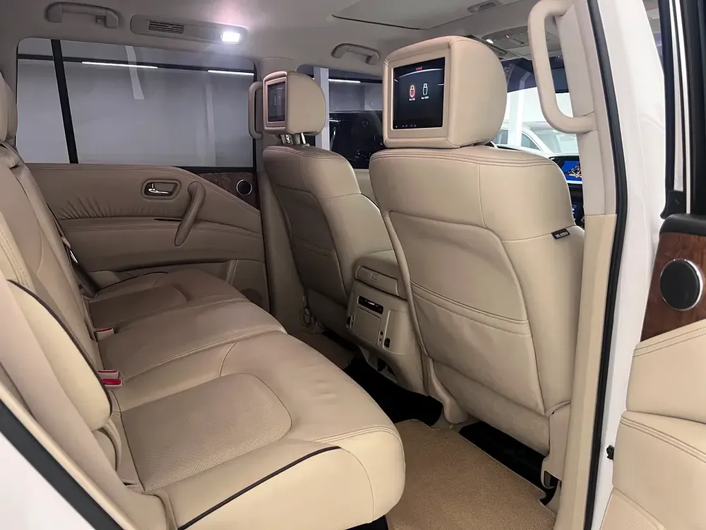 Nissan Patrol LE Titanium V8 2021 - GCC Specs - Full Original Paint - Image 15
