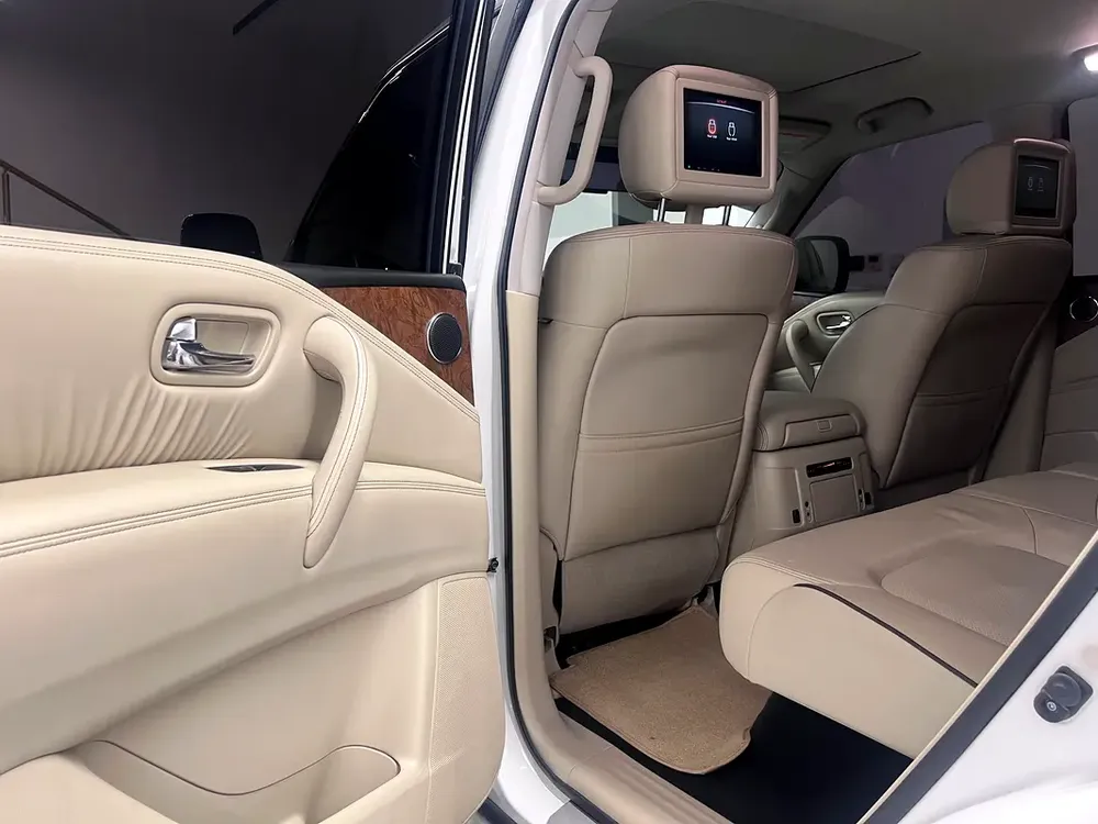 Nissan Patrol LE Titanium V8 2021 - GCC Specs - Full Original Paint - Image 16