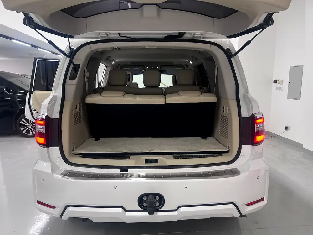 Nissan Patrol LE Titanium V8 2021 - GCC Specs - Full Original Paint - Image 6