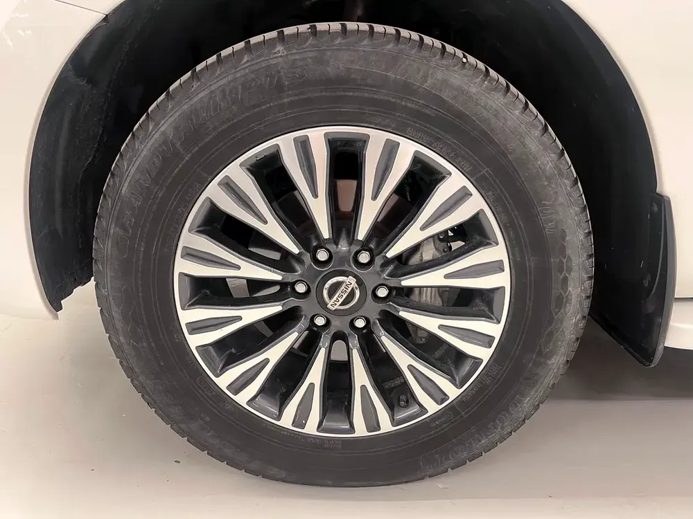 Nissan Patrol LE Titanium V8 2021 - GCC Specs - Full Original Paint - Image 7