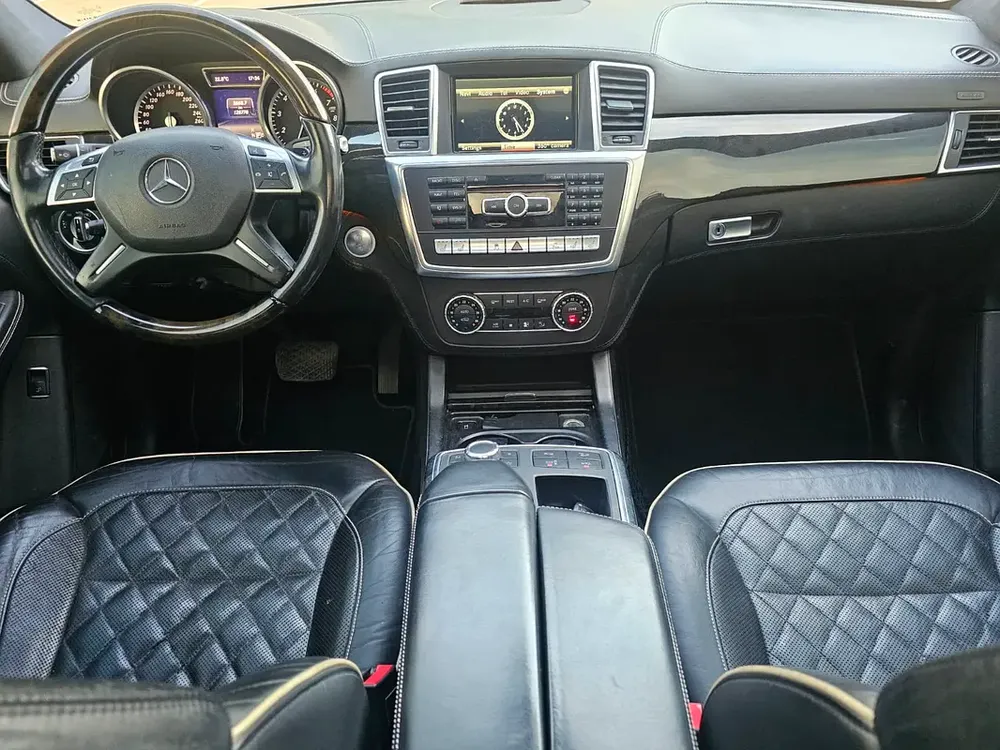 2015 Mercedes-Benz M-Class ML 500 | GCC Specs | V8 Luxury SUV - Image 13