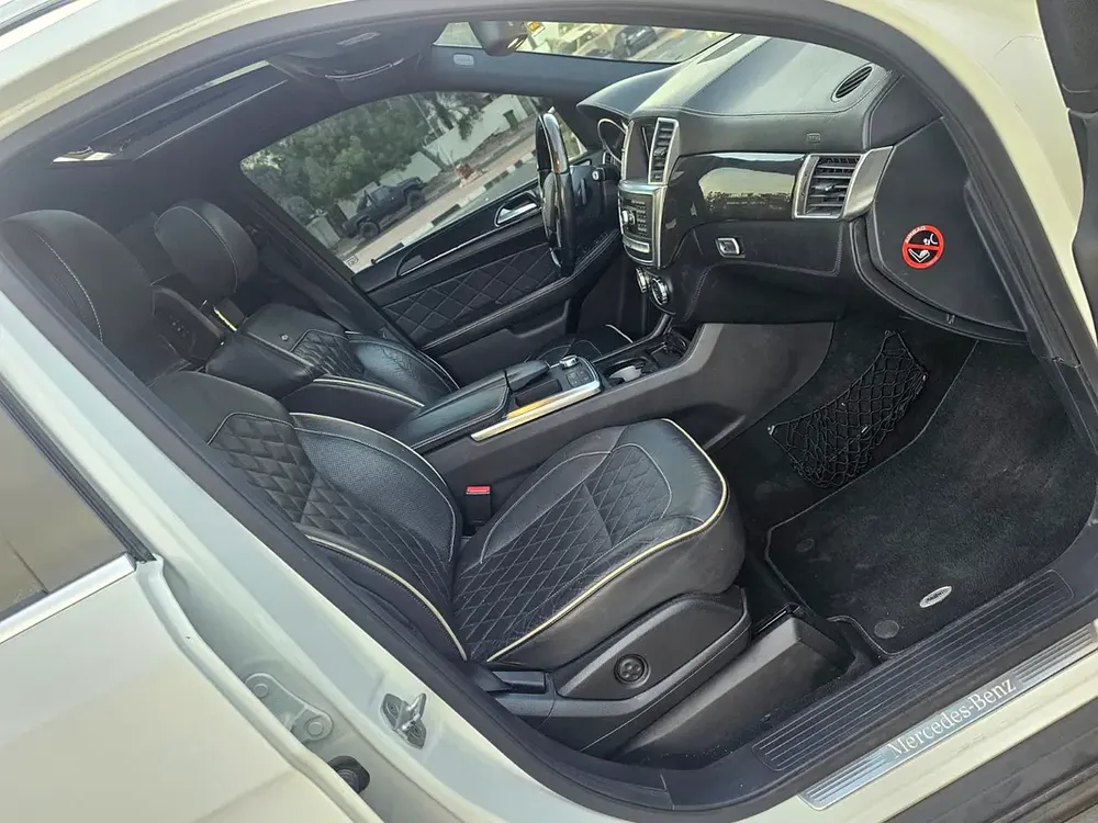 2015 Mercedes-Benz M-Class ML 500 | GCC Specs | V8 Luxury SUV - Image 15