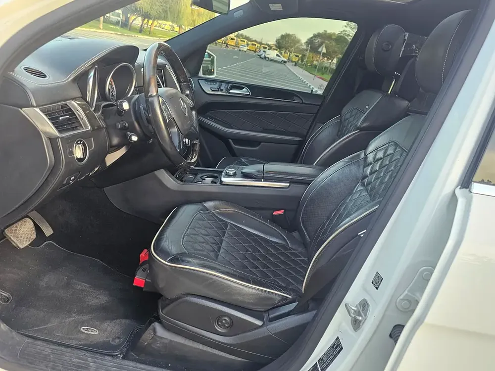 2015 Mercedes-Benz M-Class ML 500 | GCC Specs | V8 Luxury SUV - Image 17